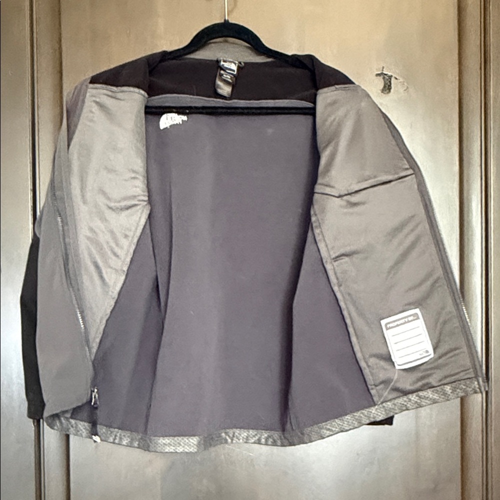The North Face Men's Dual-Tone Performance Jacket Boy’s XL - Picture 3 of 5